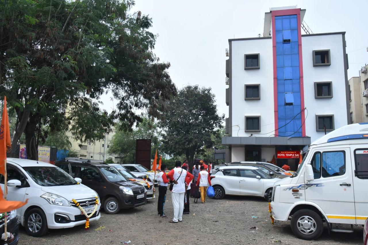 Hotel Temple Sai Shirdi Bagian luar foto