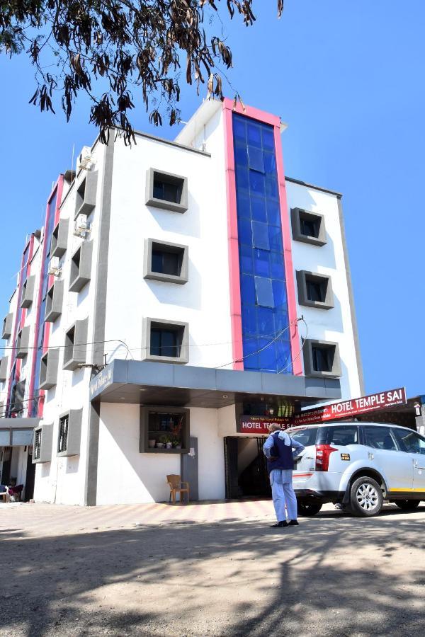 Hotel Temple Sai Shirdi Bagian luar foto